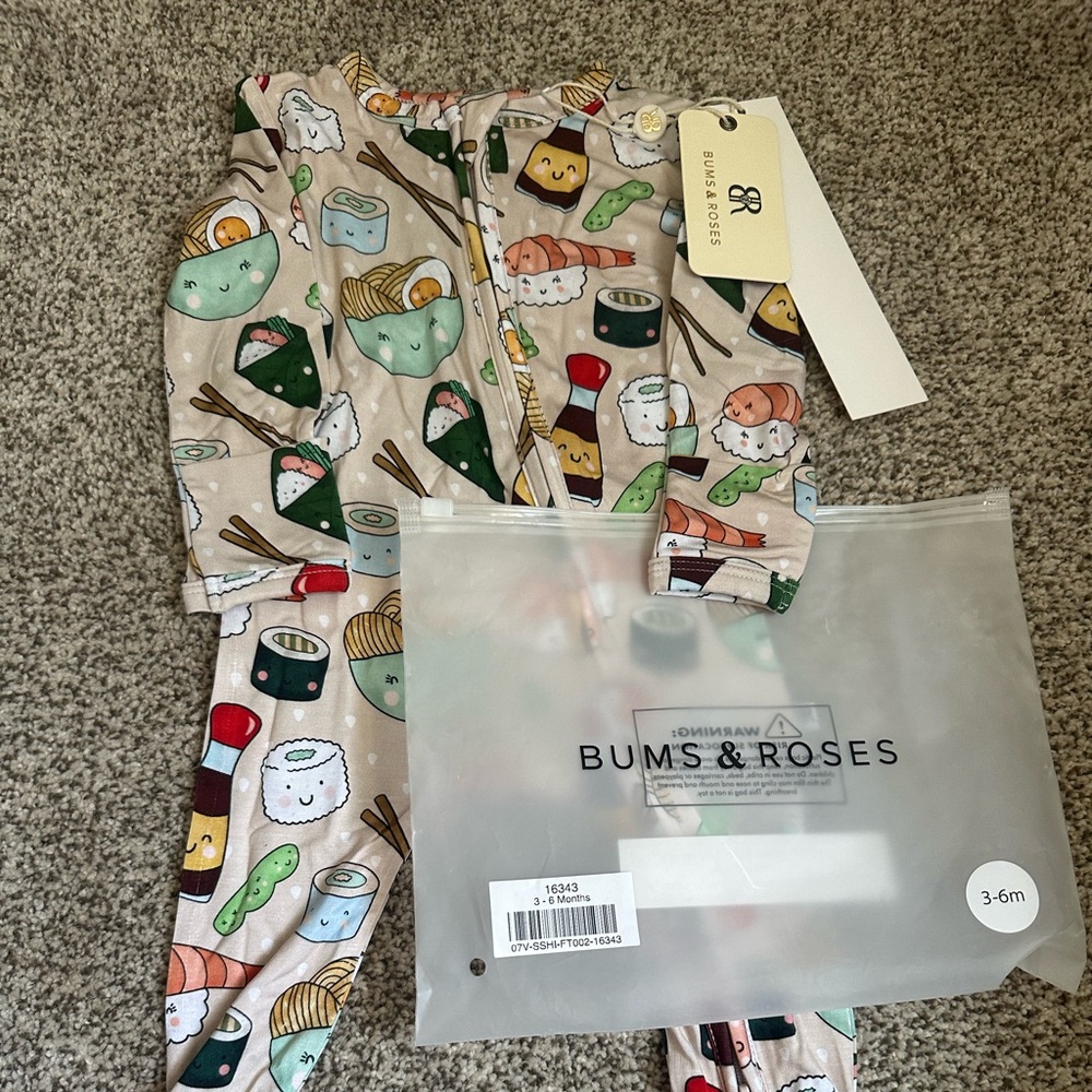 Bums and Roses On a Seafood Diet Bamboo Footie